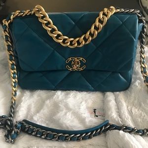 Meet your Posher, Lynne